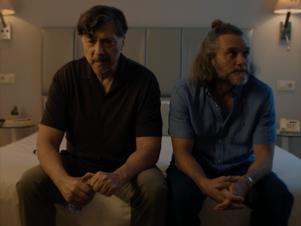 Una-Conversacion-Pendiente_Stills-1