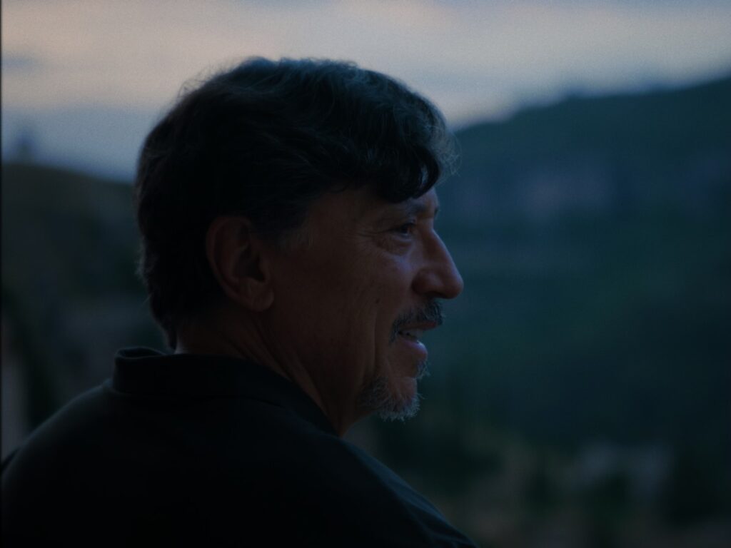 Una-Conversacion-Pendiente_Stills-2